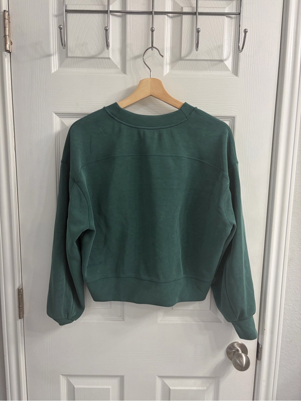 lululemon athletica Forest Green Cropped Crewneck Sweatshirt - Picture 2 of 3